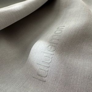 Lululemon Perfectly Oversized Cropped Crew *Softstreme - Silver Blue - Size 8